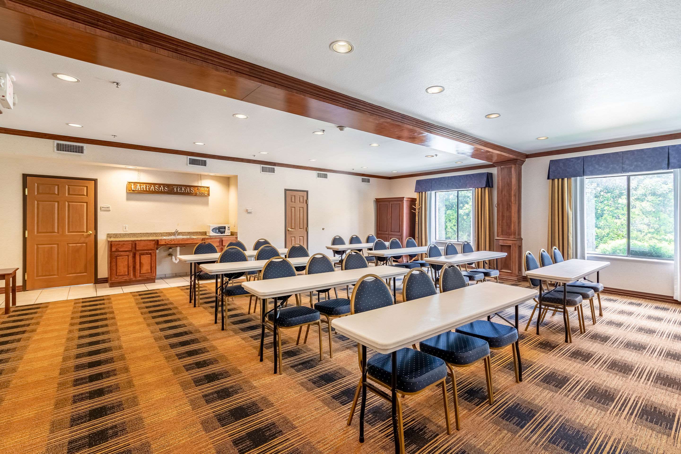 Meeting room | Quality Inn & Suites