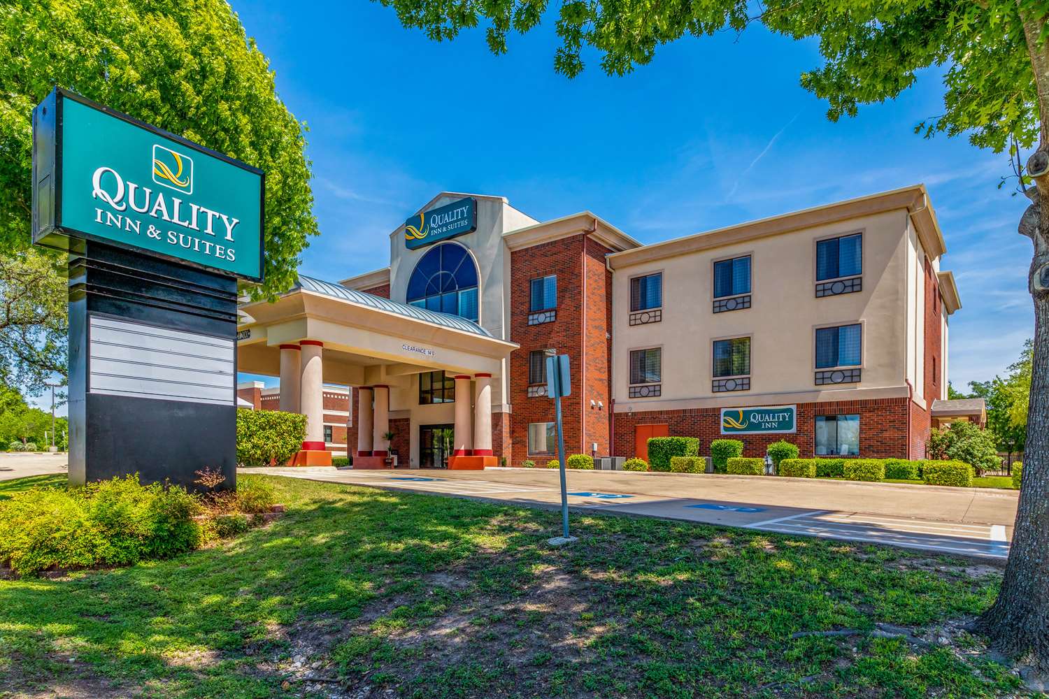 Quality Inn & Suites Lampasas, TX See Discounts