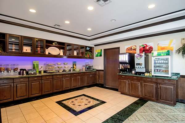 Amenities - Quality Inn & Suites Robstown