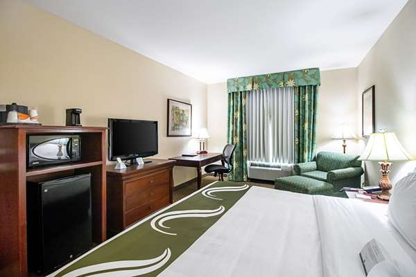  - Quality Inn & Suites Robstown