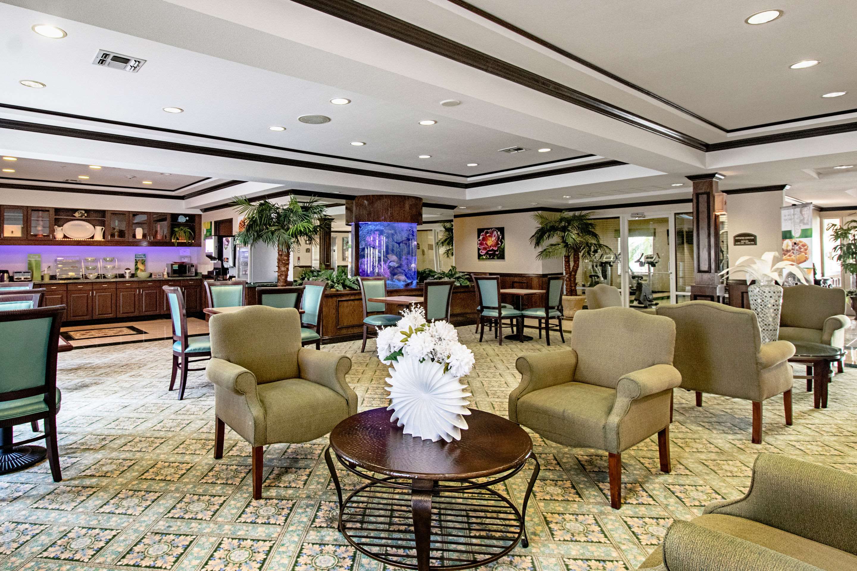 Spacious lobby with sitting area