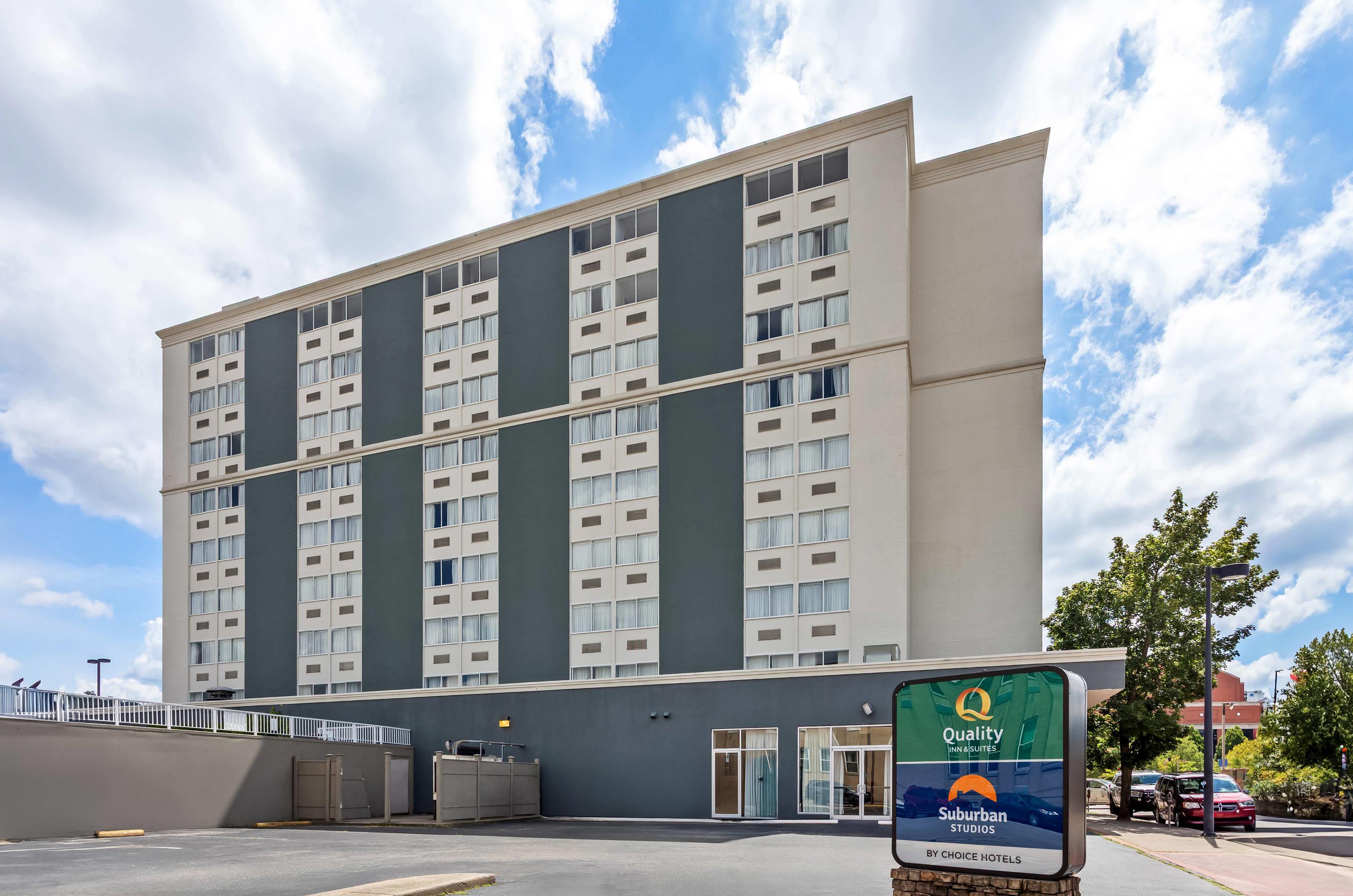 Hotel exterior | Quality Inn & Suites