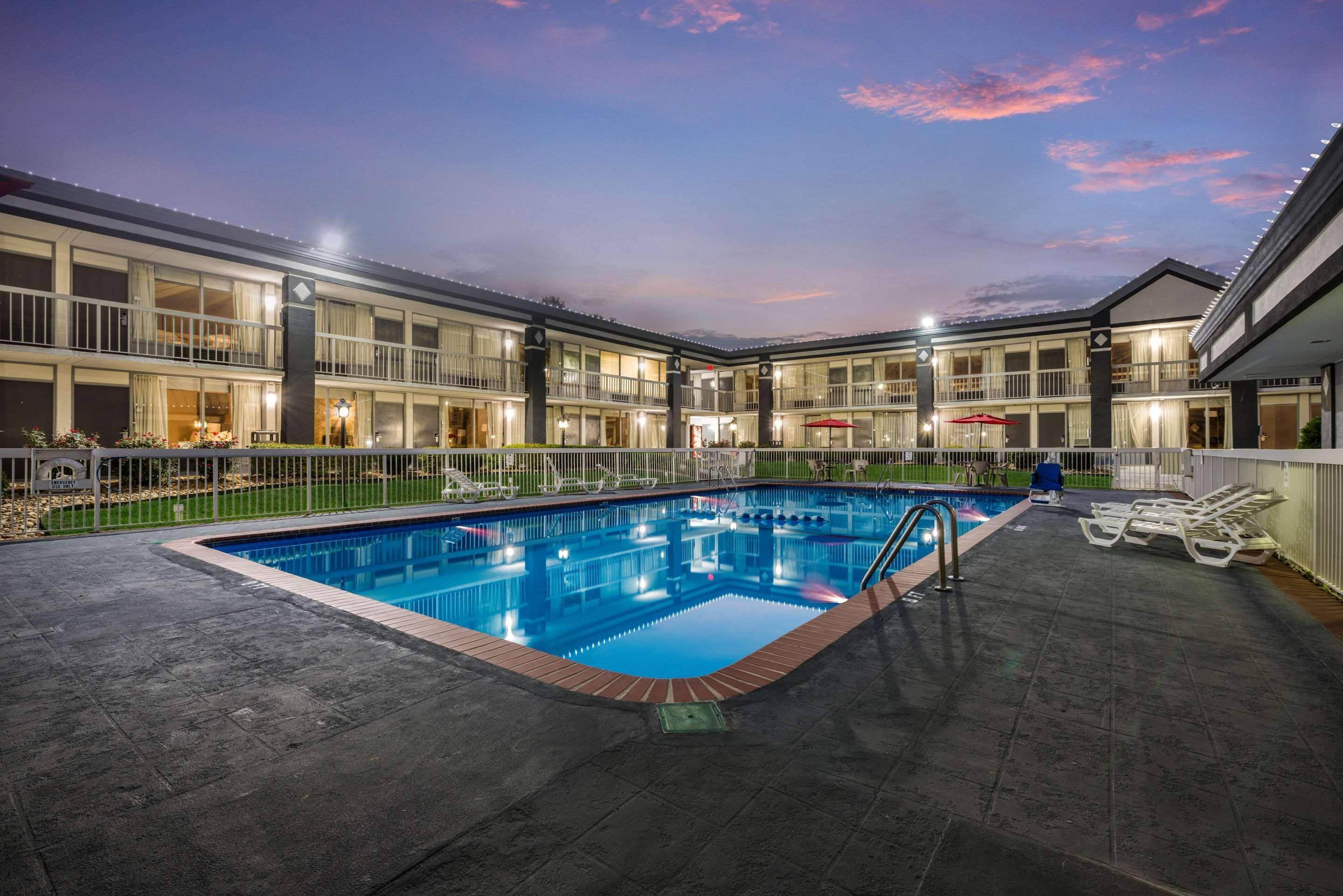 Hotel at night Pool View