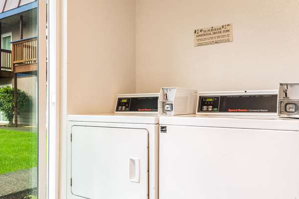 Amenities - Rodeway Inn Enumclaw