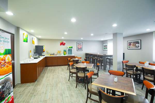 Amenities - Quality Inn & Suites Hammond - I-80 & I-94, Exit 5