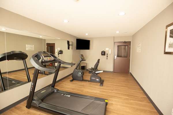 Fitness/ Exercise Room - Quality Inn & Suites Hammond - I-80 & I-94, Exit 5