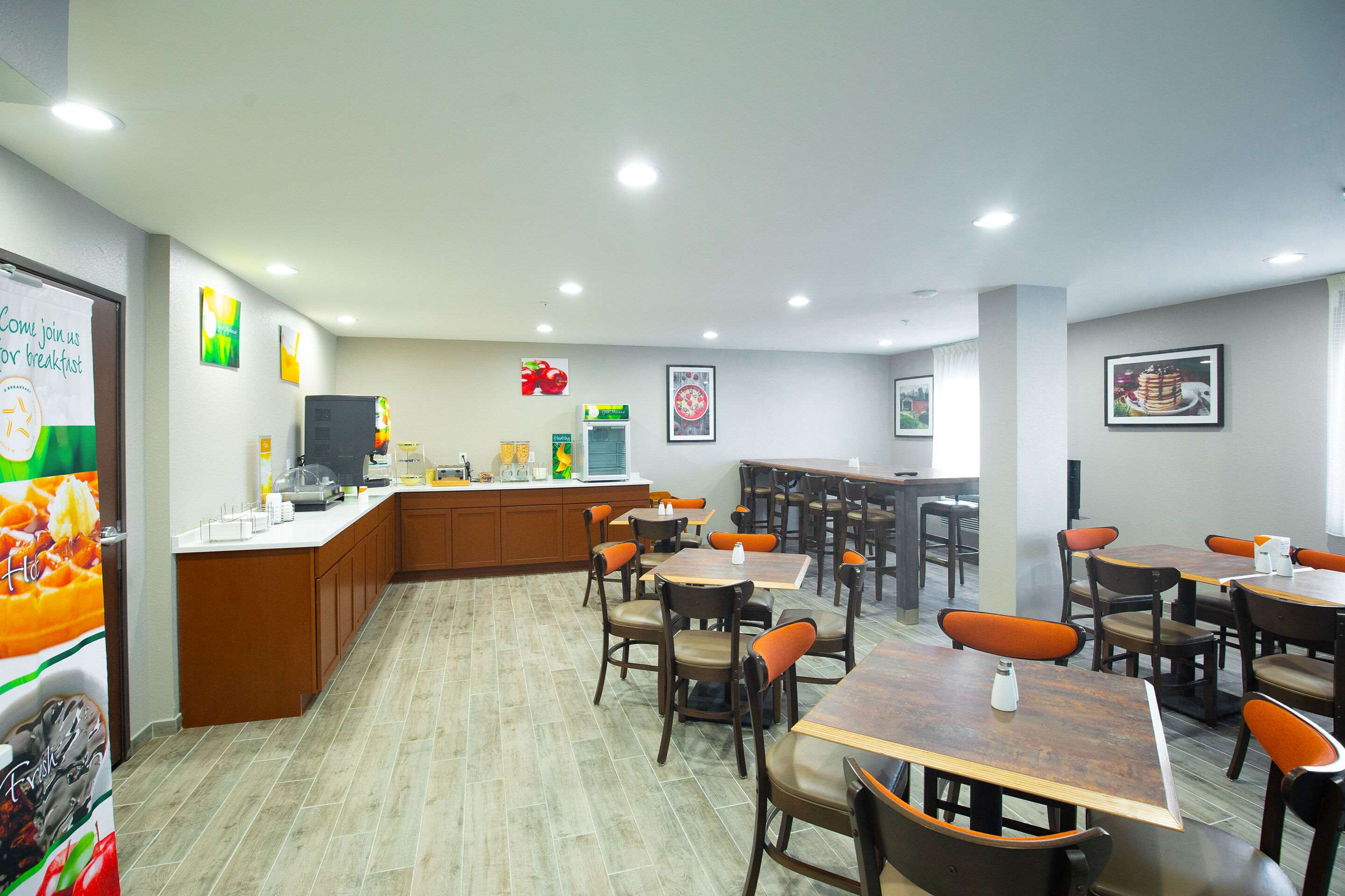 Breakfast area