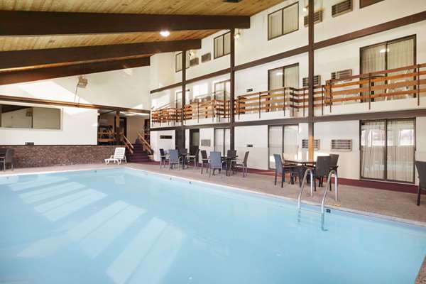 Pool - Super 8 Hotel Williston