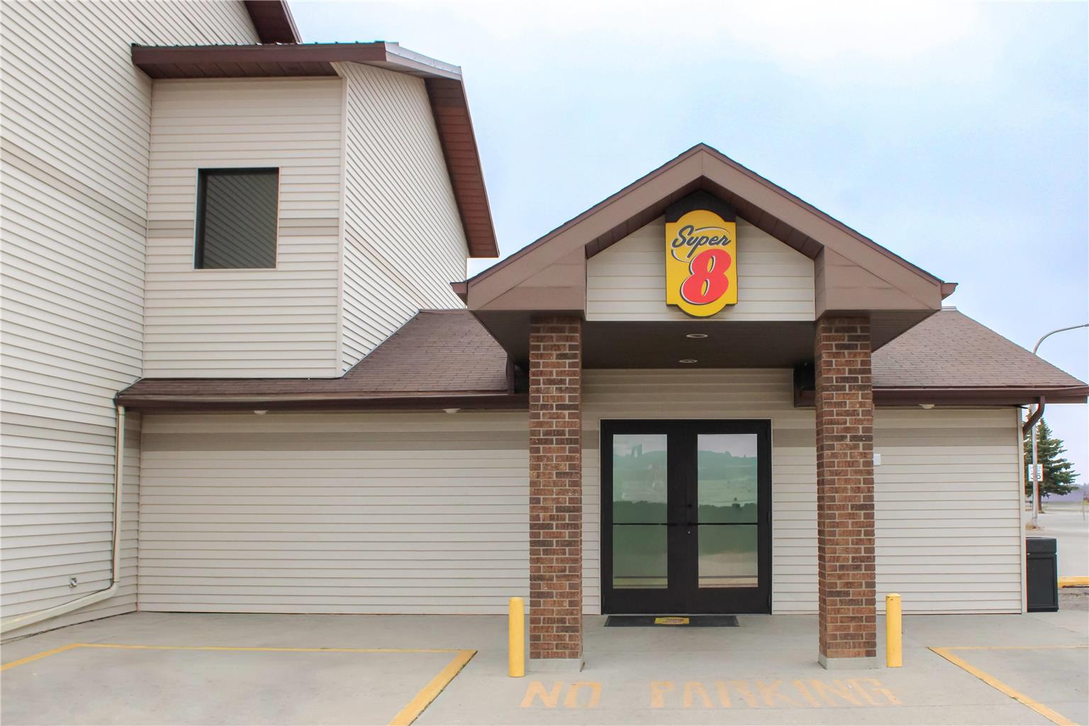 Super 8 Williston