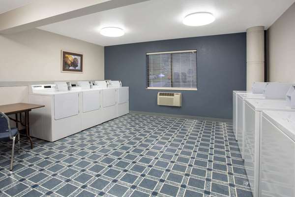 Amenities - Travelodge Yellowstone Park North Gardiner