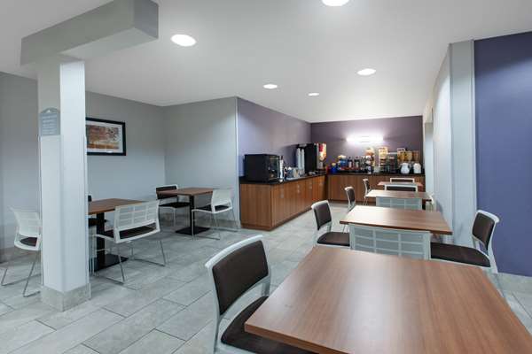  - Microtel Inn & Suites by Wyndham West Pittsburgh