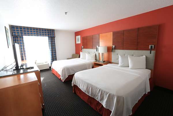  - Days Inn Calumet Park