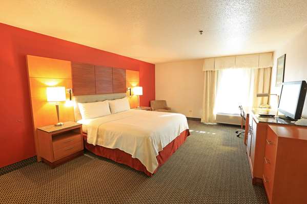 - Days Inn Calumet Park