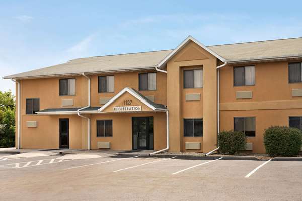 Exterior view - Travelodge Marysville