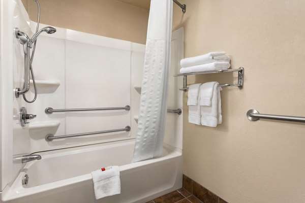  - Super 8 Hotel Airport Nashville - I-40, Exit 216