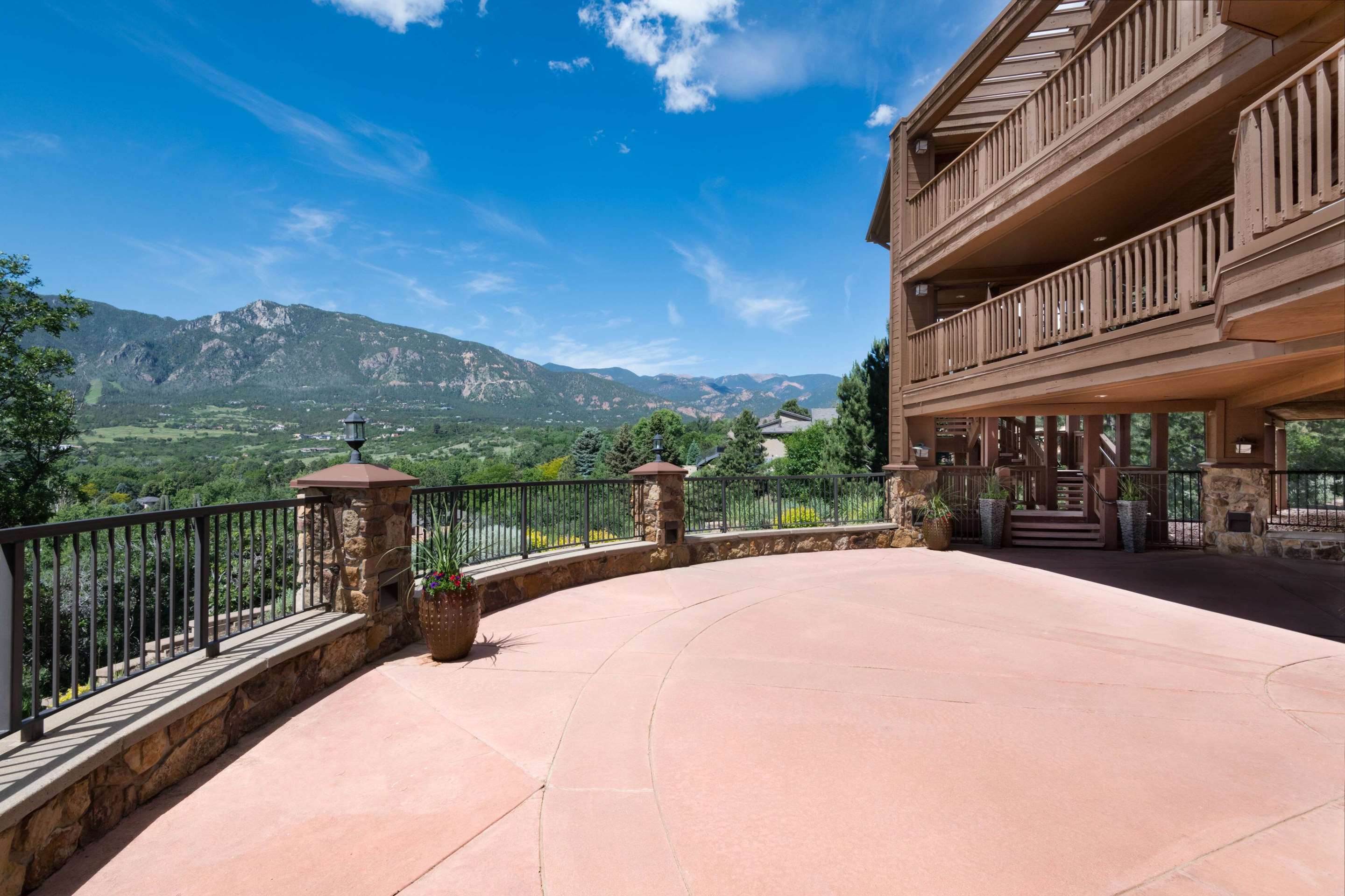 BarLounge | Cheyenne Mountain Resort, A Dolce by Wyndham