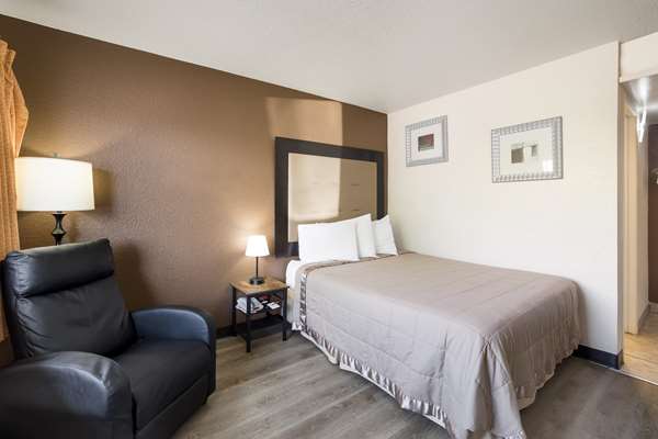  - Knights Inn Sierra Vista