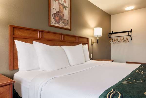  - Travelodge Missouri Valley - I-29, Exit 75