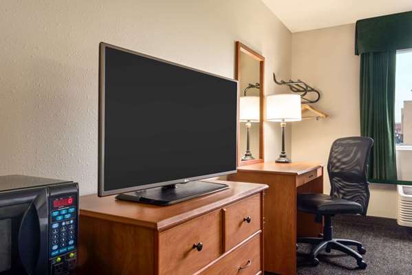  - Travelodge Missouri Valley - I-29, Exit 75