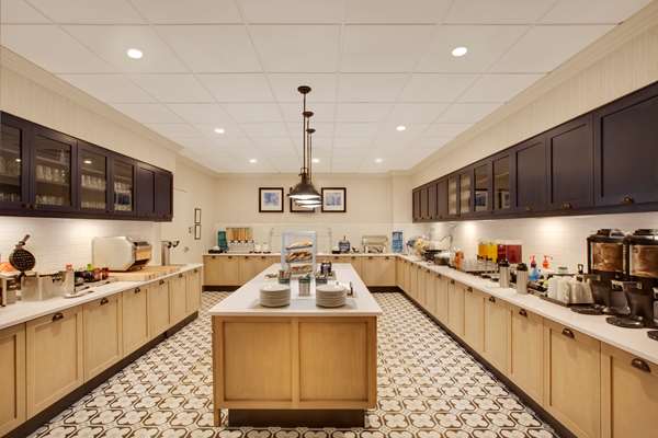 Amenities - Homewood Suites by Hilton Downtown Louisville - I-64, Exit 4