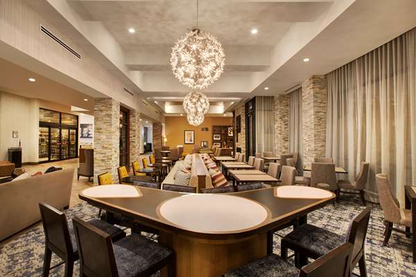 Amenities - Homewood Suites by Hilton Downtown Louisville - I-64, Exit 4