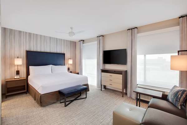  - Homewood Suites by Hilton Downtown Louisville - I-64, Exit 4