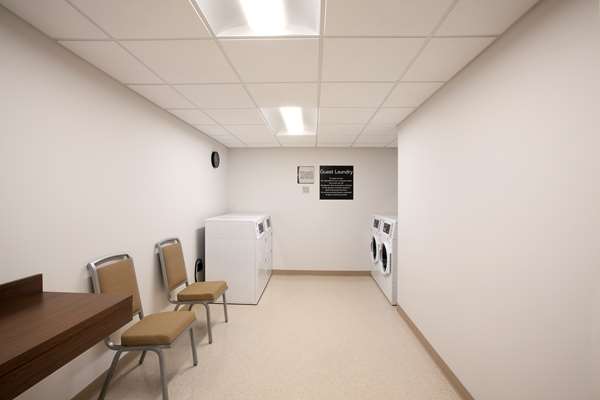  - Homewood Suites by Hilton Downtown Louisville - I-64, Exit 4