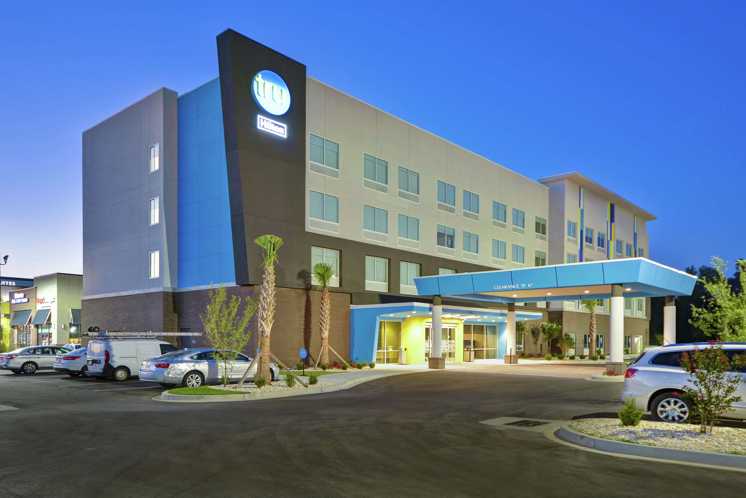 Exterior | Tru by Hilton Sumter