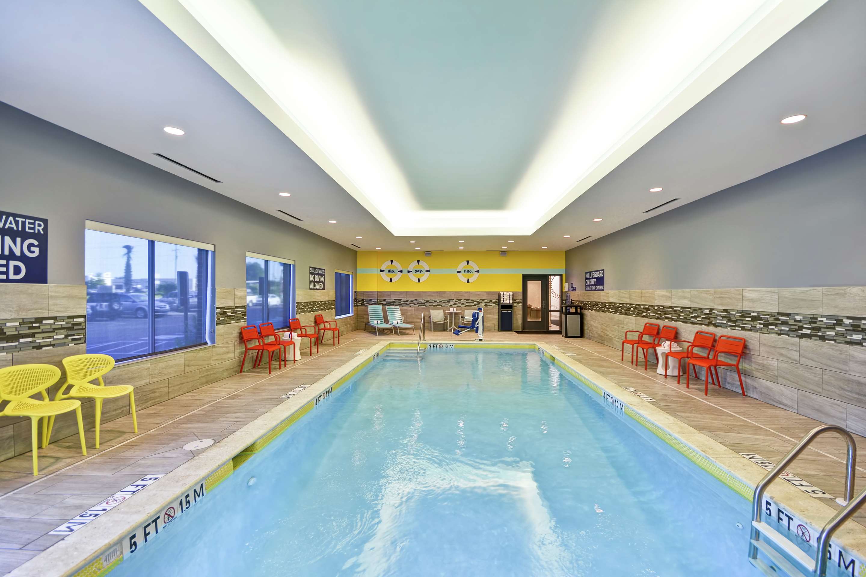 Pool | Tru by Hilton Sumter