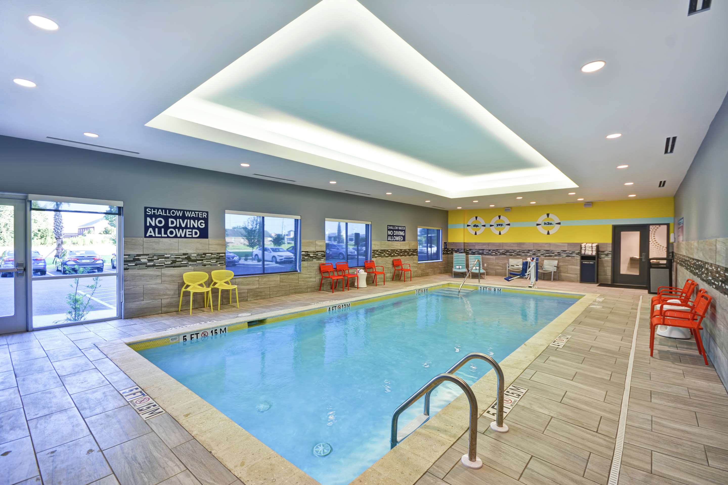 Pool | Tru by Hilton Sumter