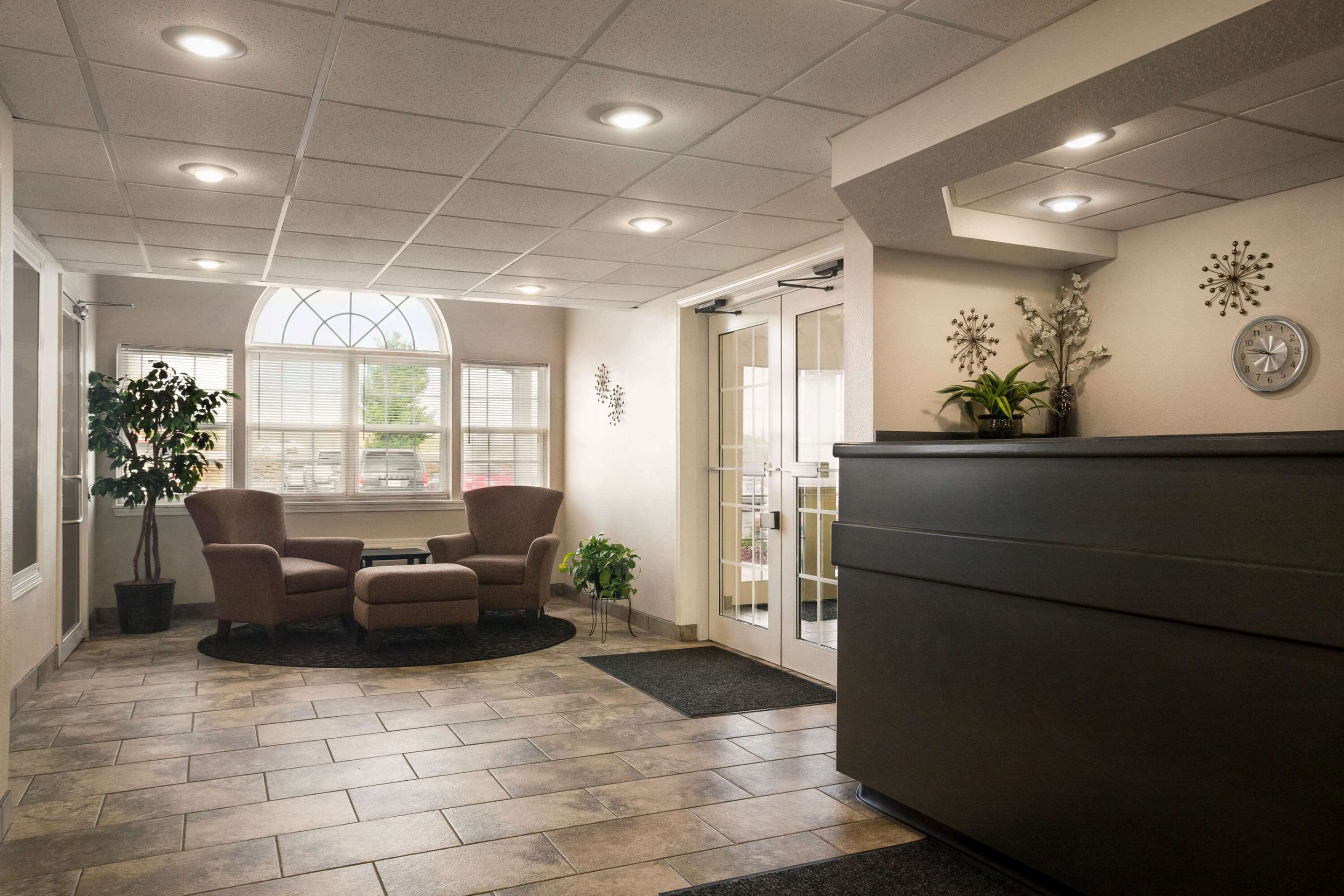 Reception | Travelodge by Wyndham Fort Scott