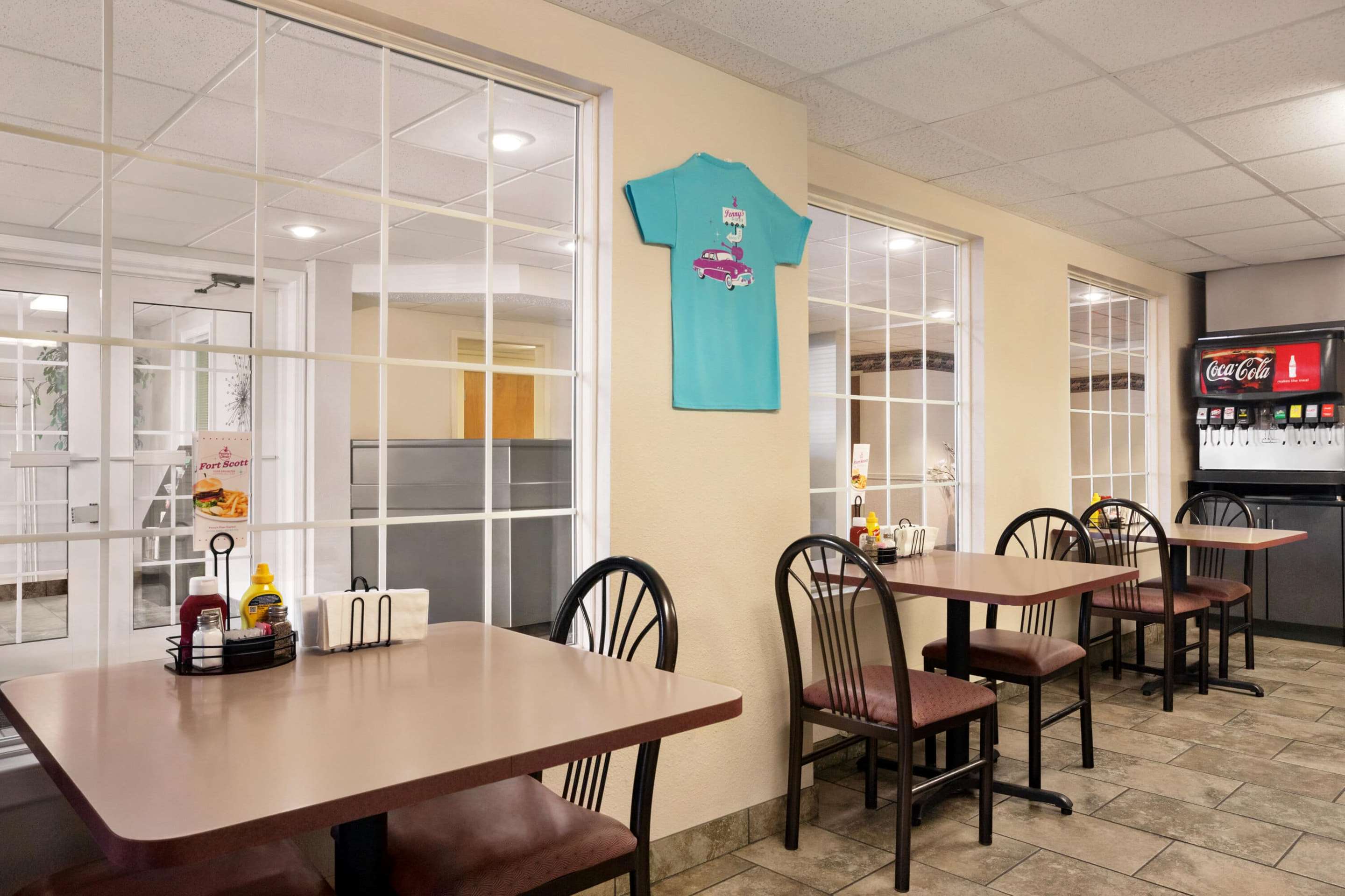 Restaurant | Travelodge by Wyndham Fort Scott