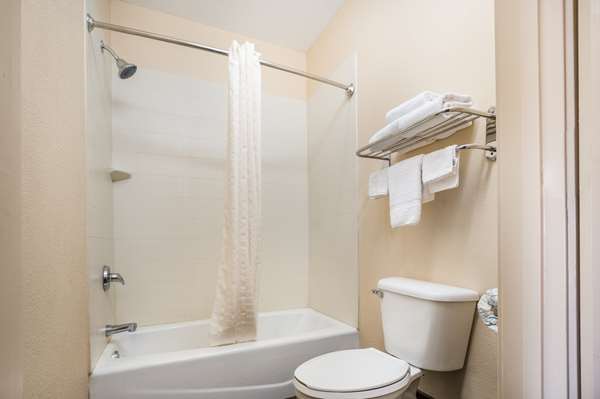  - SureStay Hotel by Best Western Alice