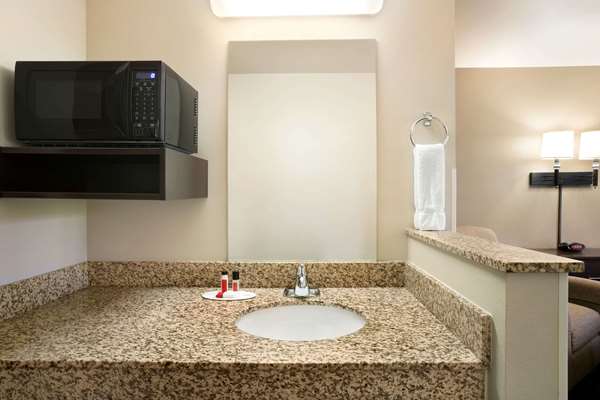  - Travelodge Brunswick