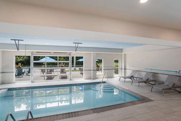 Pool - SureStay Plus Hotel by Best Western Elizabethtown