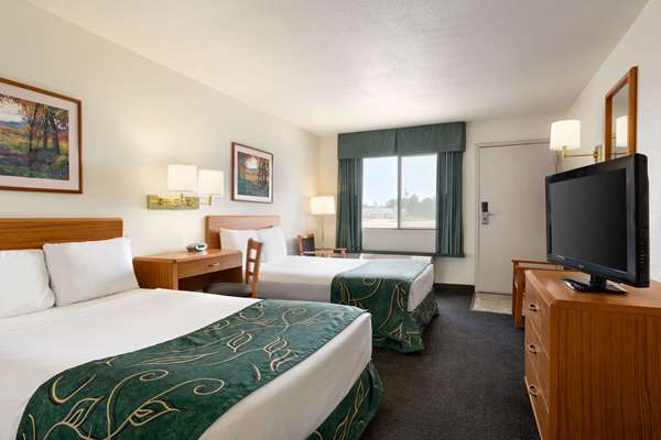  - Travelodge Sharon Springs