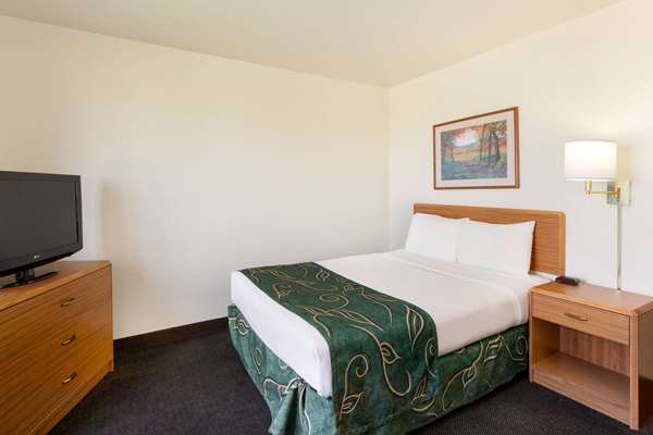  - Travelodge Sharon Springs