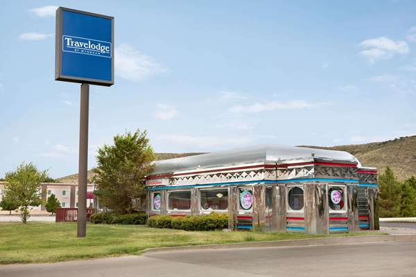 Restaurant - Travelodge Alpine