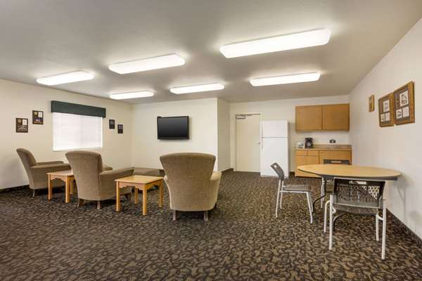 Bar - Travelodge Alpine