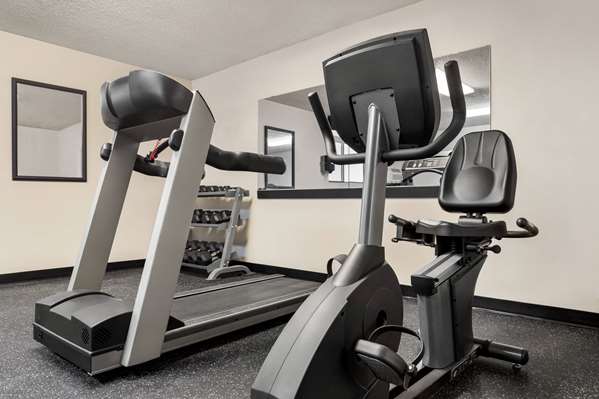 Fitness/ Exercise Room - Super 8 Hotel Lincoln