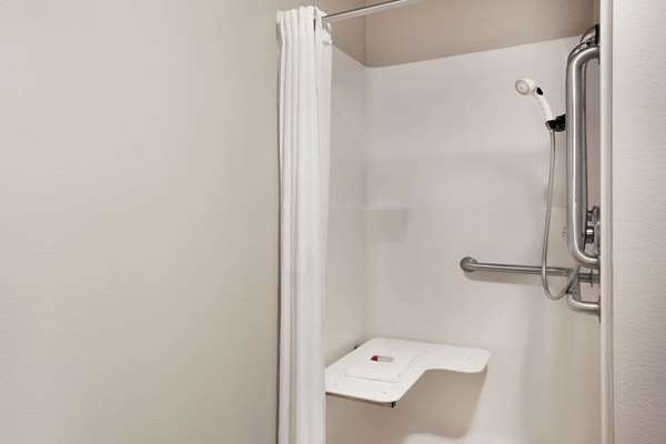  - Baymont Inn & Suites Hearne