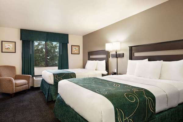 - Baymont Inn & Suites Hearne
