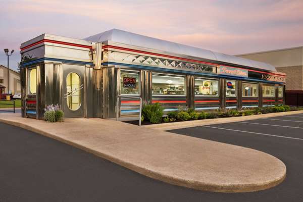 Restaurant - Baymont Inn & Suites Hearne