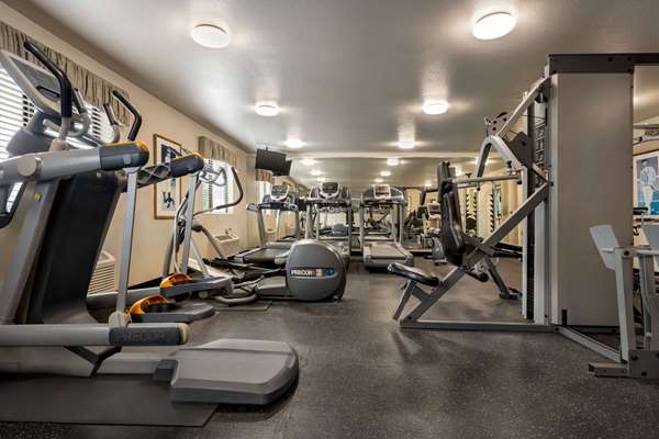 Fitness/ Exercise Room - Baymont Inn & Suites Hearne