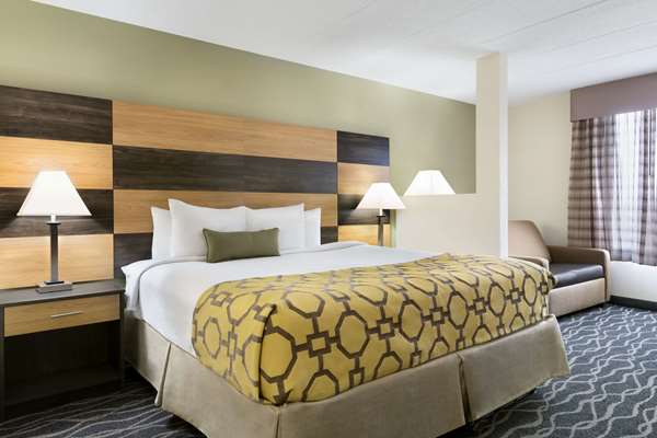  - Baymont Inn & Suites Florence - I-71 & I-75, Exit 180