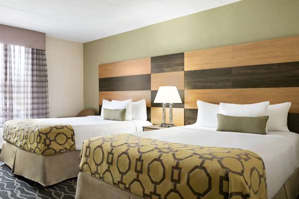  - Baymont Inn & Suites Florence - I-71 & I-75, Exit 180