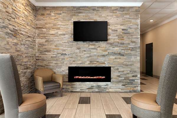  - Baymont Inn & Suites Florence - I-71 & I-75, Exit 180