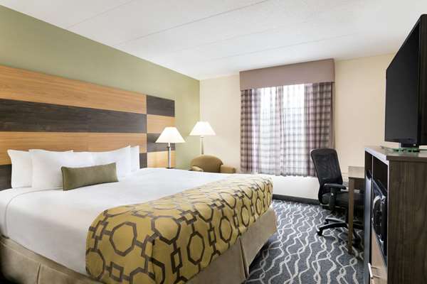  - Baymont Inn & Suites Florence - I-71 & I-75, Exit 180