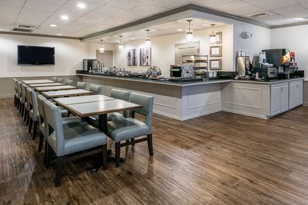  - Richmond Inn & Suites LSU Baton Rouge - I-10, Exit 158