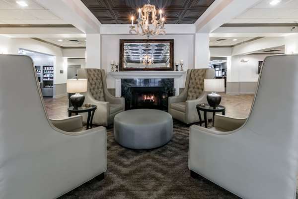  - Richmond Inn & Suites LSU Baton Rouge - I-10, Exit 158